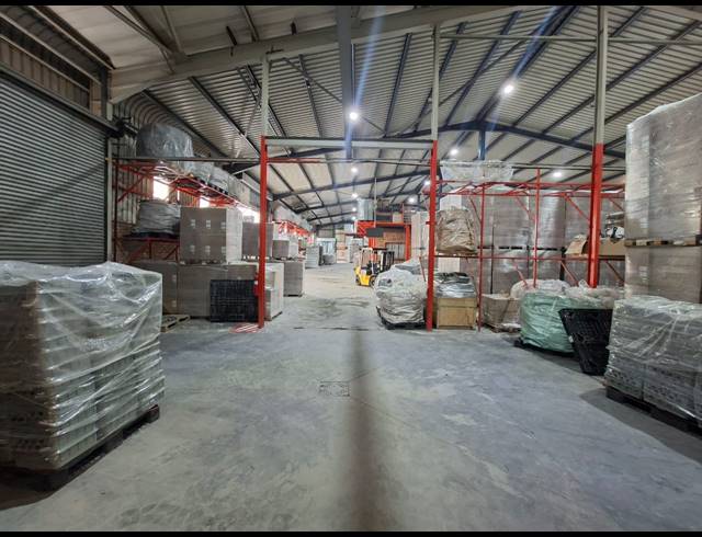 4,000M² WAREHOUSE FOR SALE IN ANDERBOLT